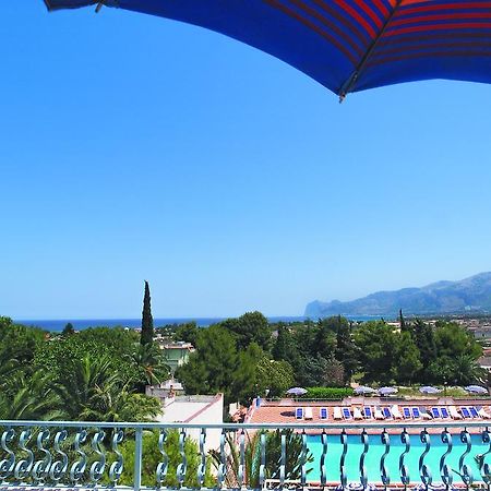 Hotel Azzolini Villagrazia Di Carini Buitenkant foto