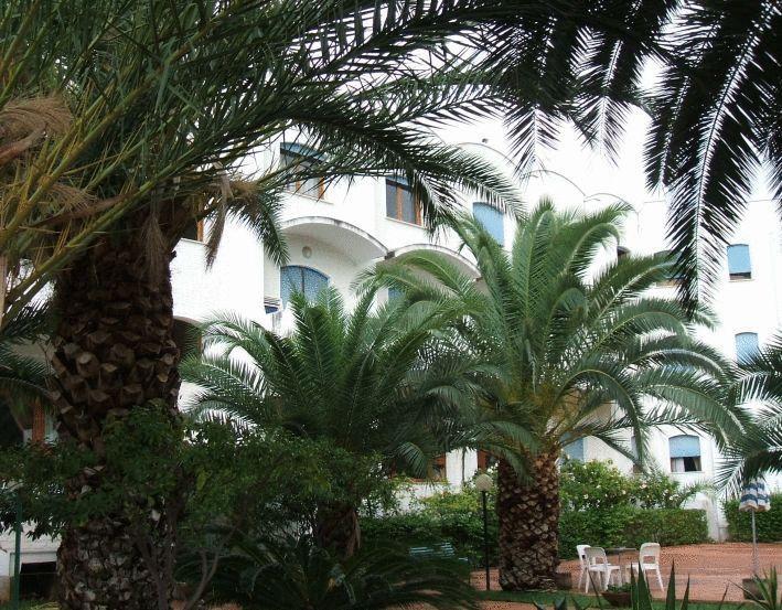 Hotel Azzolini Villagrazia Di Carini Buitenkant foto